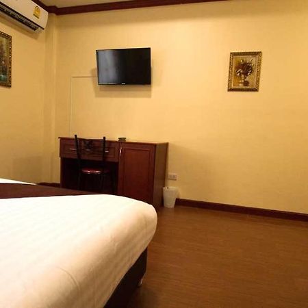 Bluebird Inn Pattaya Eksteriør bilde