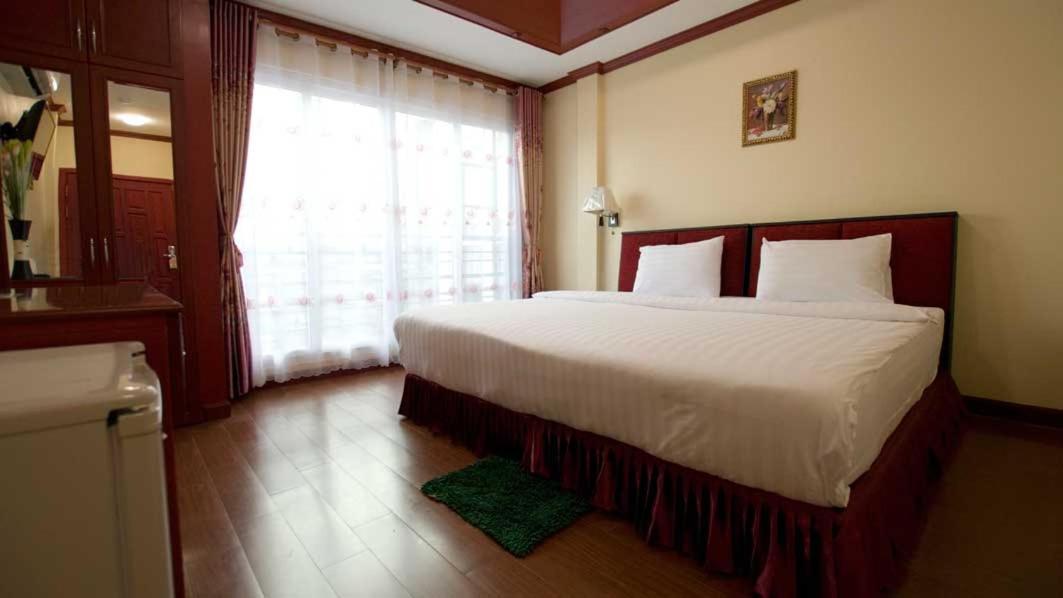 Bluebird Inn Pattaya Eksteriør bilde